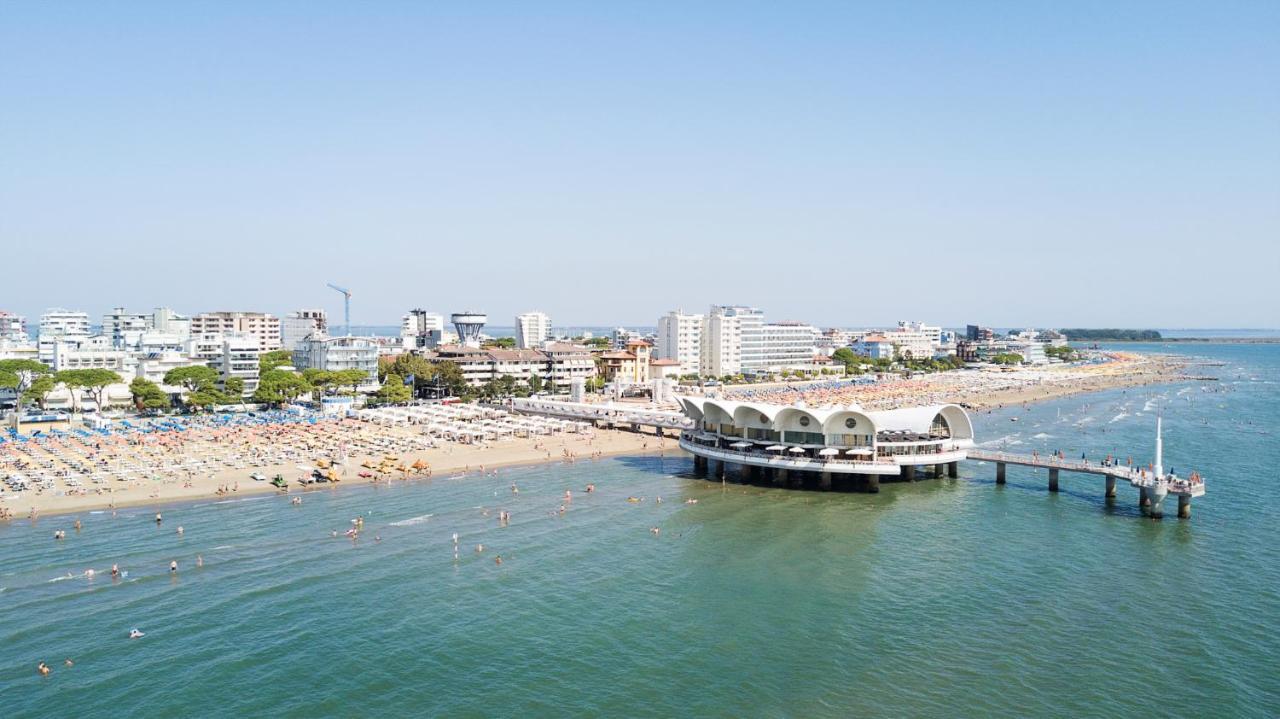 Residenza Marco Polo Apartment Lignano Sabbiadoro Exterior photo